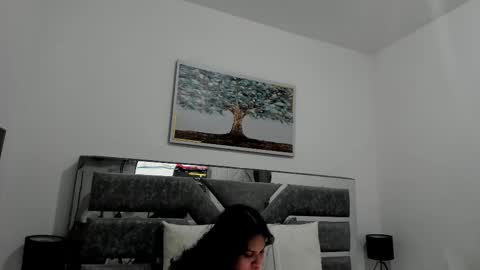 ILY   online show from 11.05.25