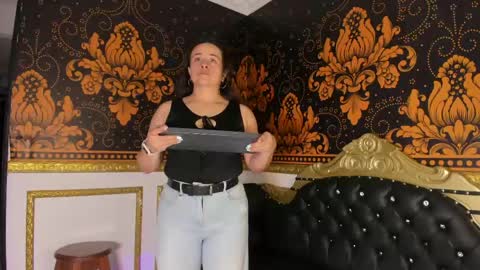 Snapshot of iliy_pervertedx chatting on 05.12.26 LILY online show from 05.12.26