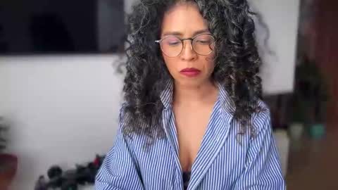 Kloe online show from 02.13.26