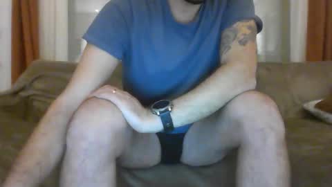 Snapshot of illela1387 chatting on 12.23.25 illela1387 online show from 12.23.25
