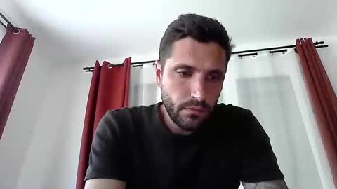 Snapshot of illela1387 chatting on 05.19.26 illela1387 online show from 05.19.26