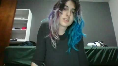 Snapshot of illlypad_lilac chatting on 04.09.26 Lilly online show from 04.09.26