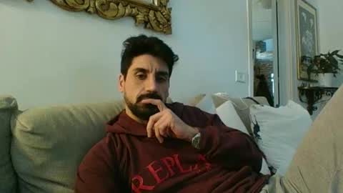 Snapshot of ilmangj90 chatting on 01.28.25 ilmangj90 online show from 01.28.25