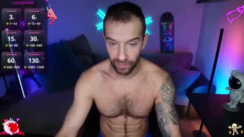 Snapshot of ilyafriend chatting on 10.08.25 Ilya online show from 10.08.25