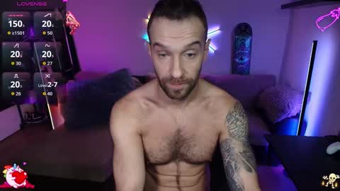 Snapshot of ilyafriend chatting on 11.01.25 Ilya online show from 11.01.25