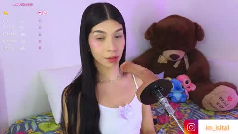 Snapshot of im__isabella chatting on 05.15.26 Isa Vasquez online show from 05.15.26