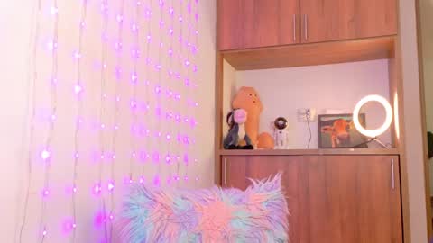 im_anna_ online show from 04.18.26