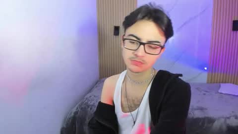 Snapshot of im_dayros chatting on 12.18.25 dayros online show from 12.18.25