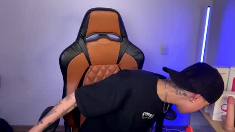 Laia online show from 02.11.25