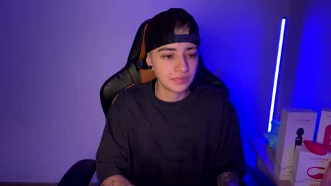 Laia online show from 02.15.25