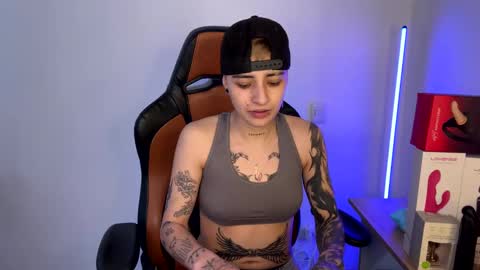 Laia online show from 02.18.25