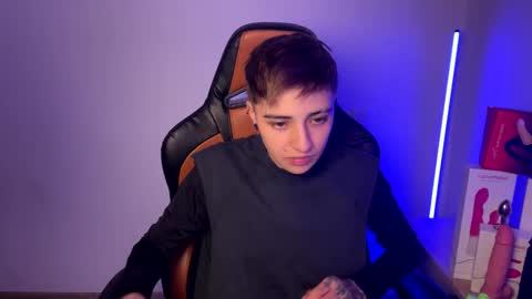 Laia online show from 02.25.25