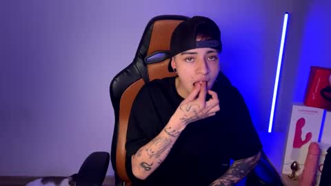 Laia online show from 02.27.25