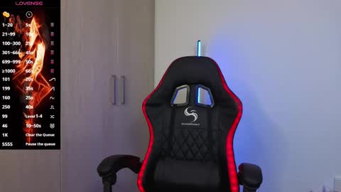 Laia online show from 12.16.25