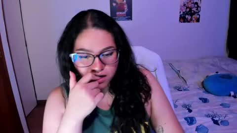 mei mei uwu online show from 12.19.25