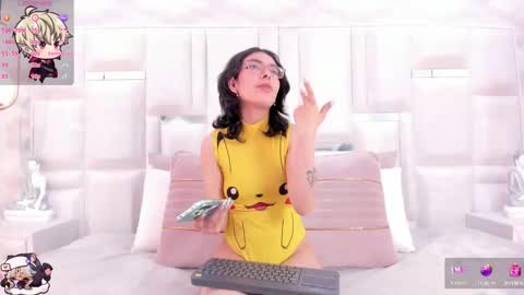 Moly  online show from 10.02.25