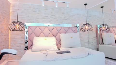 im mou  online show from 01.25.25