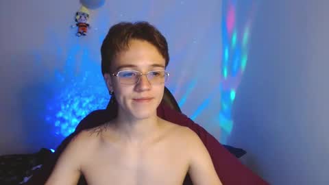 Snapshot of im_oliverpark chatting on 03.10.25 Oliver P online show from 03.10.25