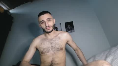 Snapshot of im_paul_ chatting on 03.07.25 Paul online show from 03.07.25