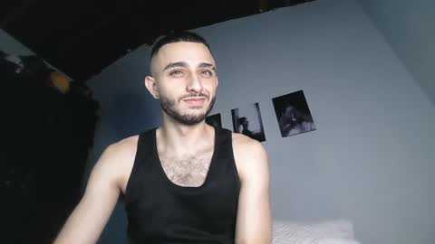 Snapshot of im_paul_ chatting on 03.08.25 Paul online show from 03.08.25