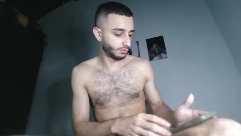 Snapshot of im_paul_ chatting on 03.10.25 Paul online show from 03.10.25