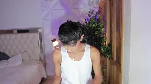 im_sebaslopez online show from 11.20.25