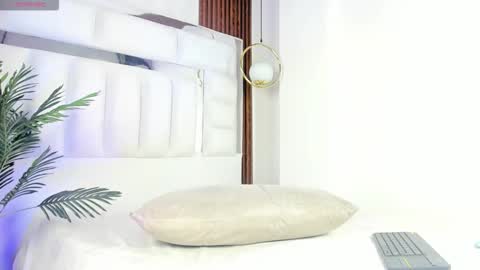 im_tyra online show from 11.27.25