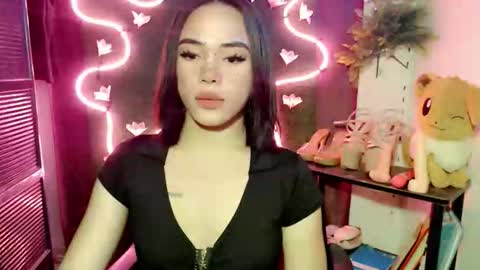 Snapshot of im_urlovergirlxxx chatting on 11.10.25 Hii love online show from 11.10.25