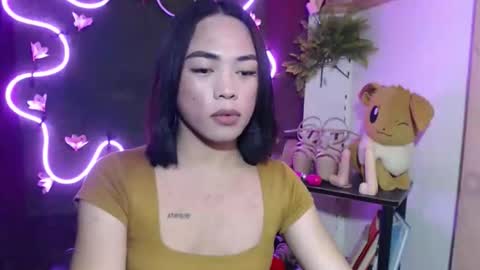 Snapshot of im_urlovergirlxxx chatting on 11.11.25 Hii love online show from 11.11.25