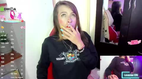 Lisa Hyga online show from 11.16.25