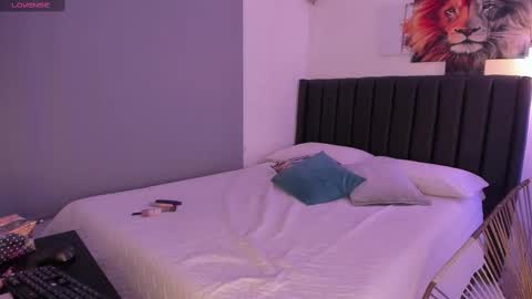 Sofia online show from 02.18.25