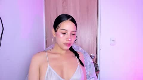 Snapshot of imcharlot_ chatting on 07.19.26 charlot online show from 07.19.26