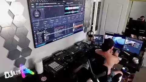 Snapshot of imdjazra chatting on 06.27.26 DJ Azra online show from 06.27.26