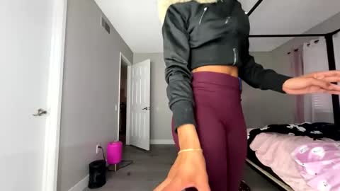 Snapshot of imfancii chatting on 10.28.25 imfancii online show from 10.28.25