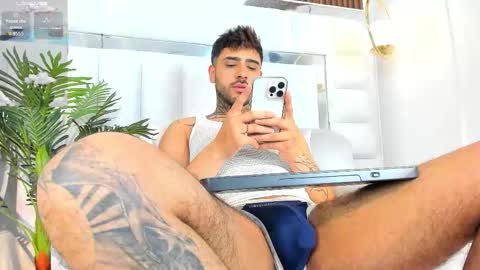 Felipe Ferrer online show from 12.04.25