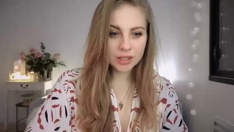 ImKeira online show from 02.15.25