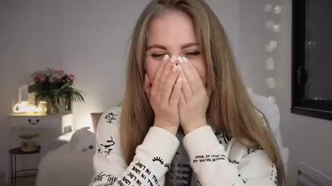 ImKeira online show from 03.01.25