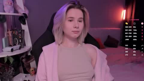 Mia online show from 02.28.26