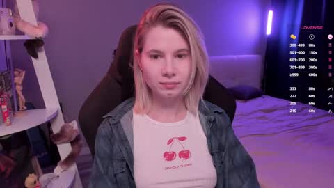 Mia online show from 04.19.26