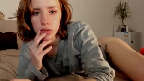 my name Imo  Fansly  online show from 12.21.25