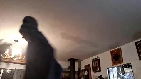 Snapshot of imstuckheretoo chatting on 04.14.26 Imstuckhere online show from 04.14.26
