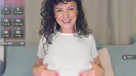 Snapshot of inakush chatting on 09.30.25 Ina Kush online show from 09.30.25