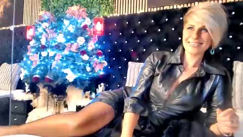 inanna_ishtar1 online show from 12.17.25