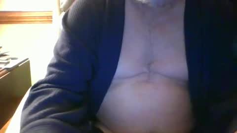 Snapshot of inchpinch chatting on 12.23.25 Inchpinch online show from 12.23.25