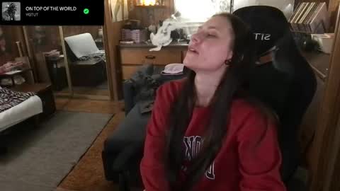 Snapshot of incognitoqueen chatting on 05.20.26 Carter online show from 05.20.26