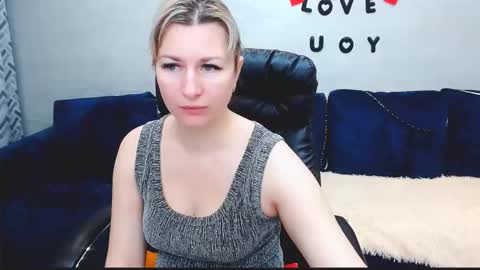 incredible_ariela online show from 12.04.25