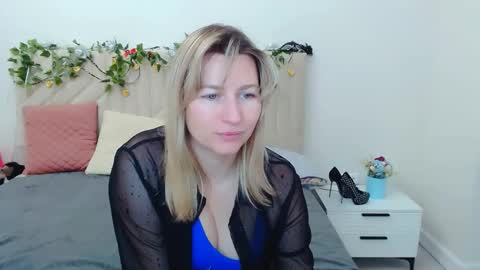 incredible_ariela online show from 02.28.26