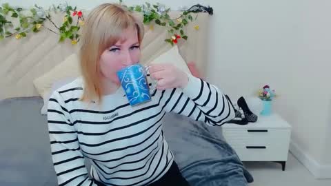 incredible_ariela online show from 03.07.26