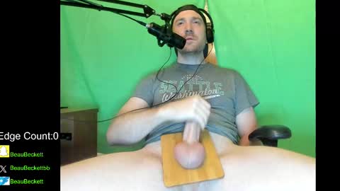 Snapshot of incredibleballbusting chatting on 10.19.25 Beau Beckett online show from 10.19.25