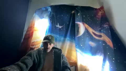 Snapshot of incredulous1708 chatting on 10.31.25 incredulous1708 online show from 10.31.25